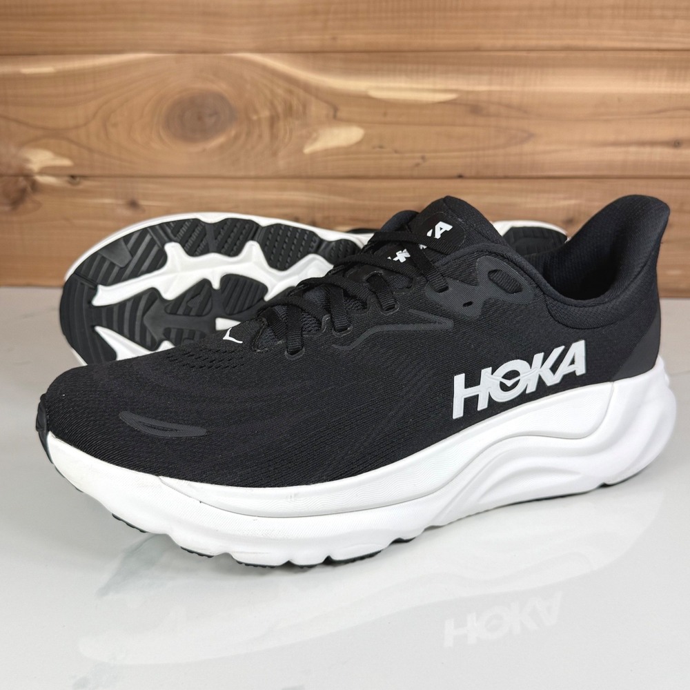 Hoka One One Arahi 8 Mens Running Shoes Black White Sneakers 1168690 BWHT 12D